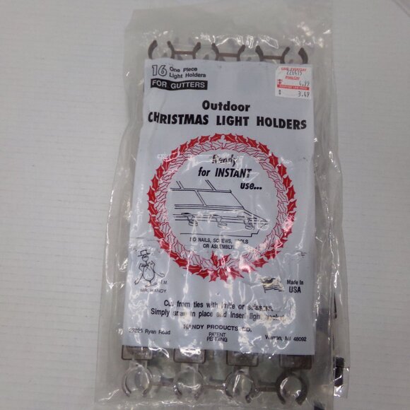 New Outdoor 6 Packages Of 16 Christmas Light Holders For Gutters Clip And Use - Picture 4 of 9